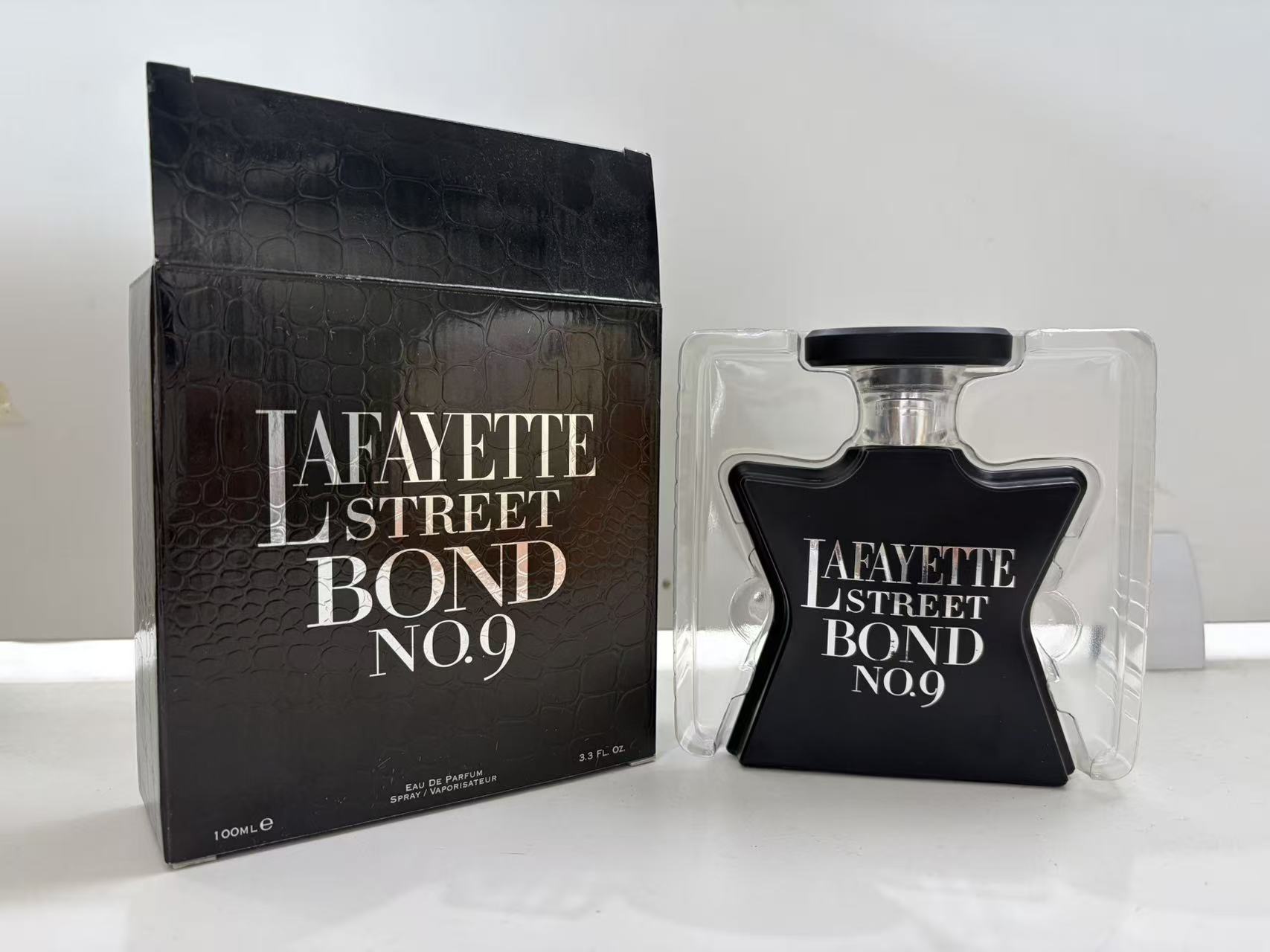 Event & Party Supply Photos - BOND NO.9 New York Style парфюмерная