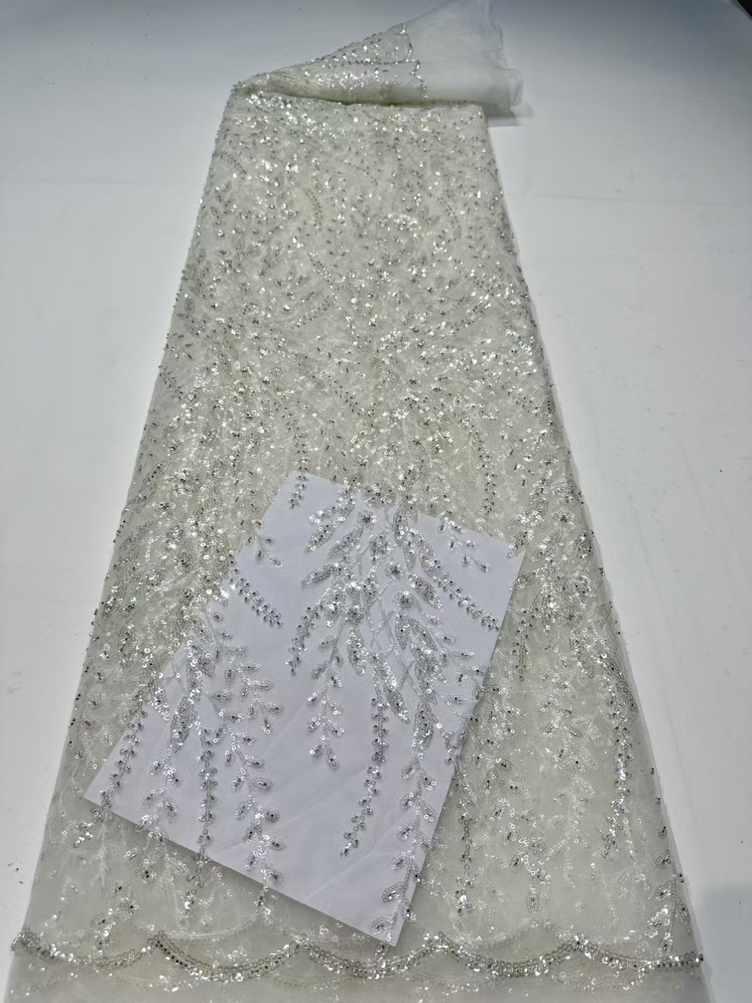 Французская кружевная ткань 20 – обзор и цена Glitter Tablecloth